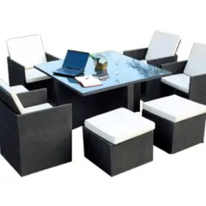 Outdoor dining table and chairs