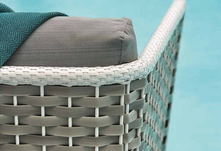 Outdoor furniture online